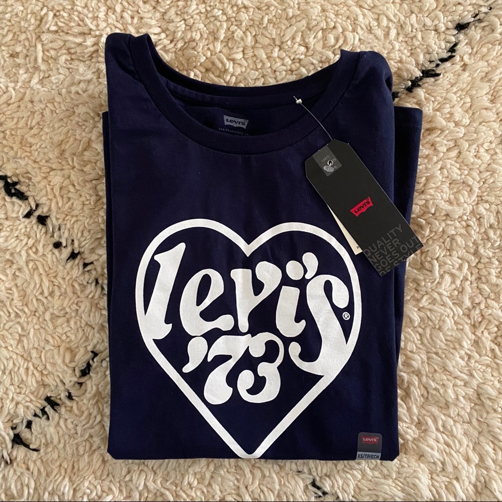 Levi’s T shirt